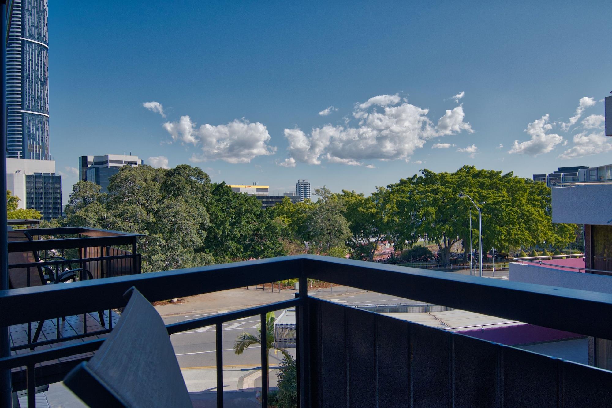 Soho Brisbane Hotel Exterior photo